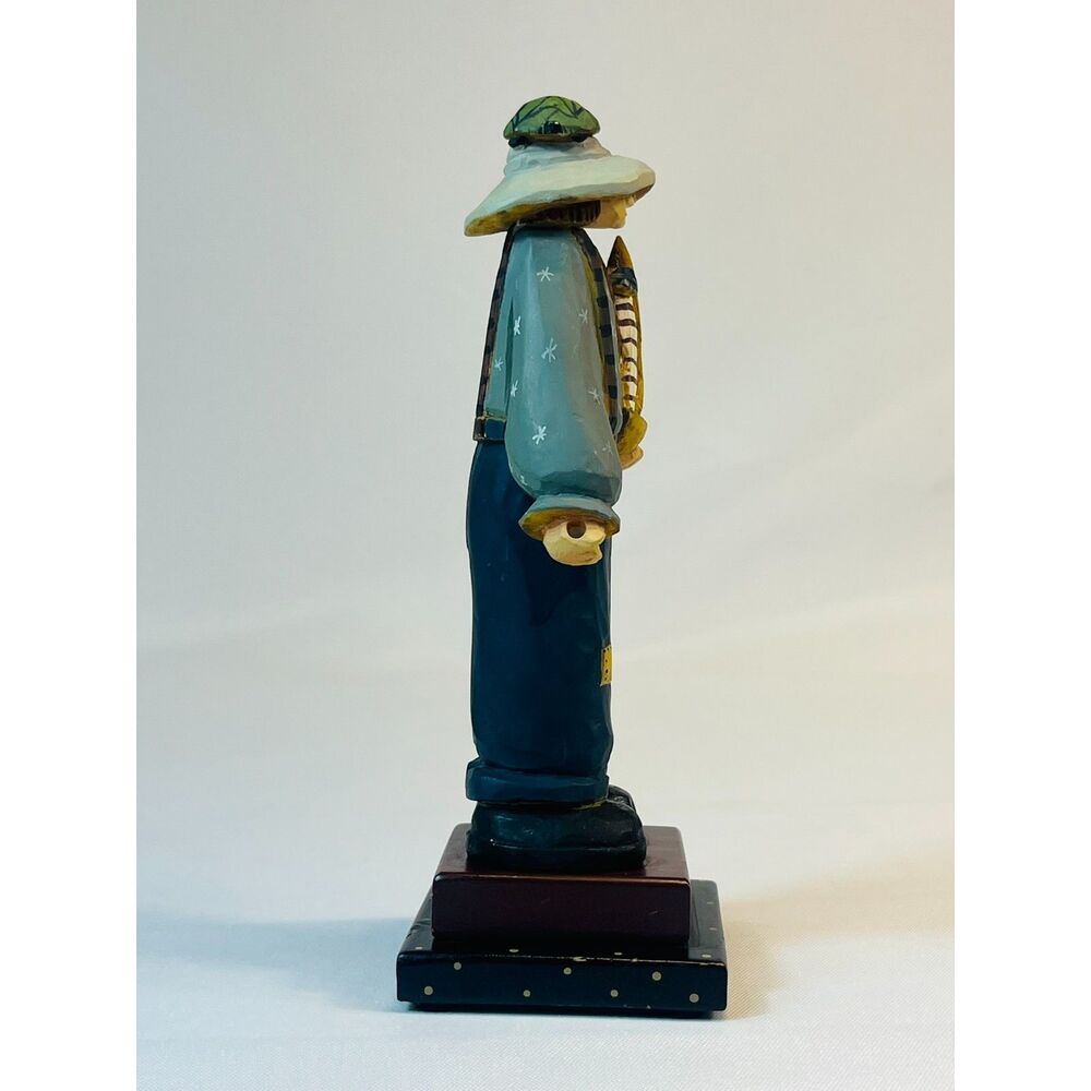 Williraye Studio WW 1051 Figurines "Boy Holding a Boat" Turtle READ - Picture 4 of 7